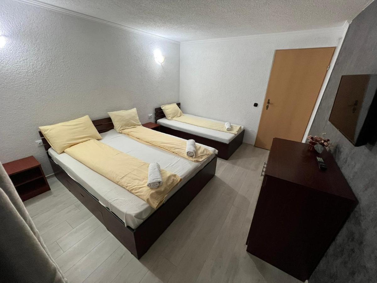 Vila Delia Hotel Oradea Exterior foto